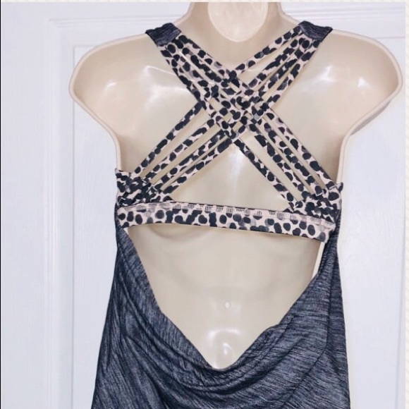 Lululemon wild tank with a draped back size 6 - Picture 2 of 5